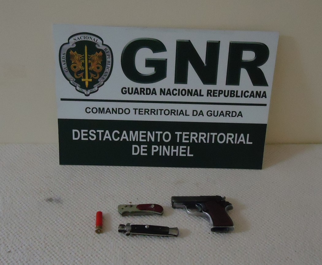 Foto de Vila Nova de Foz Côa – Detido por posse de arma proibida