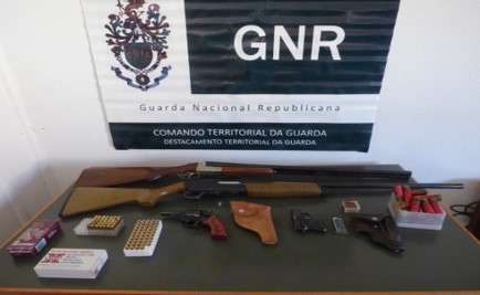 Foto de Vila Nova de Foz Côa – Detida por posse ilegal de armas