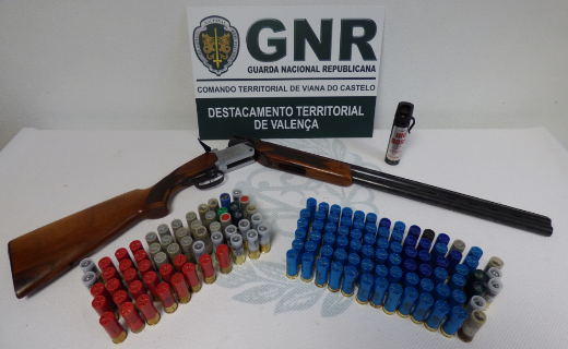 Foto de Monção – Detido por posse ilegal de arma