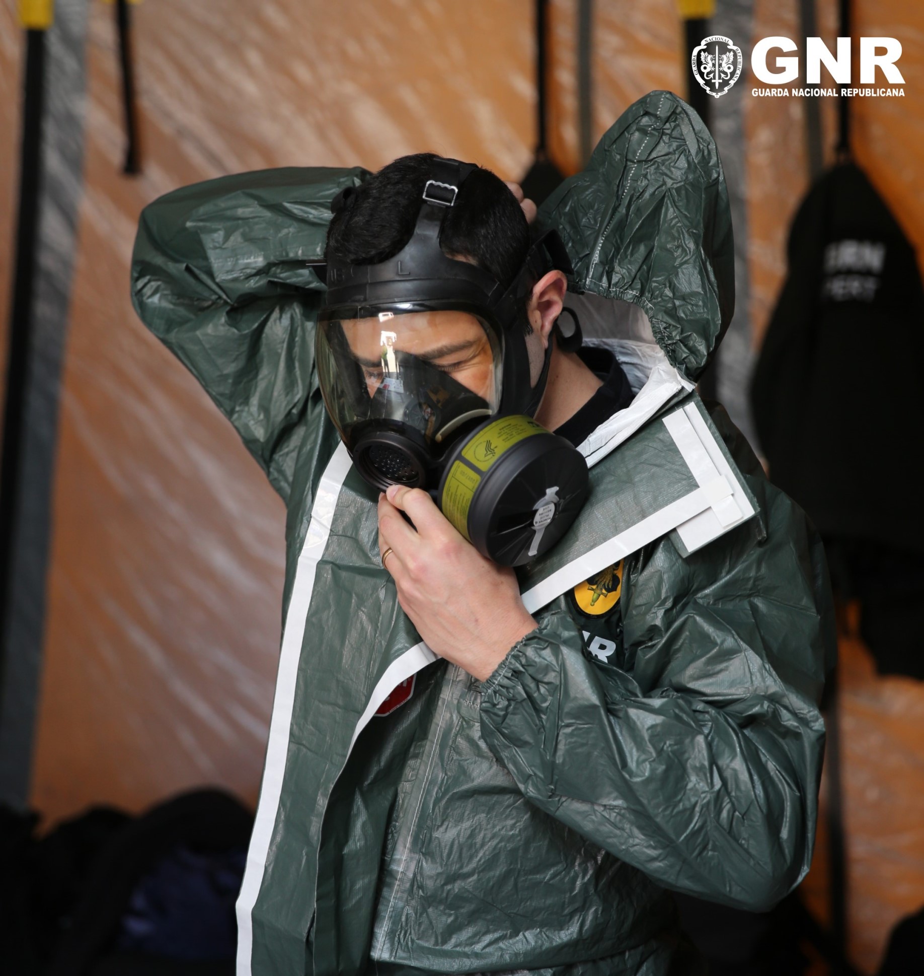 Foto de COVID-19 – GNR já descontaminou cerca de 900 instalações