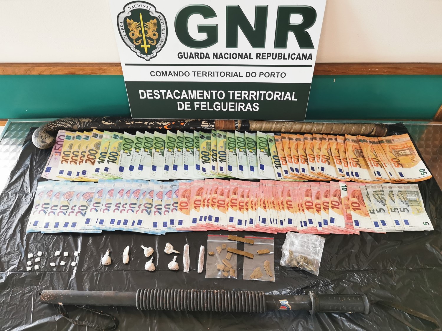 Foto de Felgueiras – Detidos na posse de 256 doses de estupefacientes