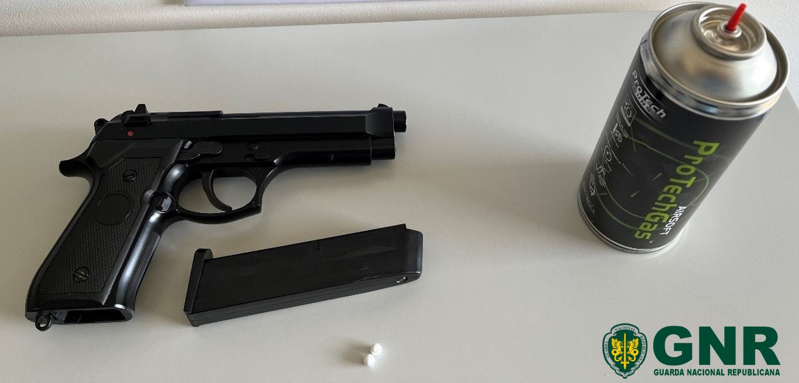 Foto de Maia – Detido por posse de arma proibida
