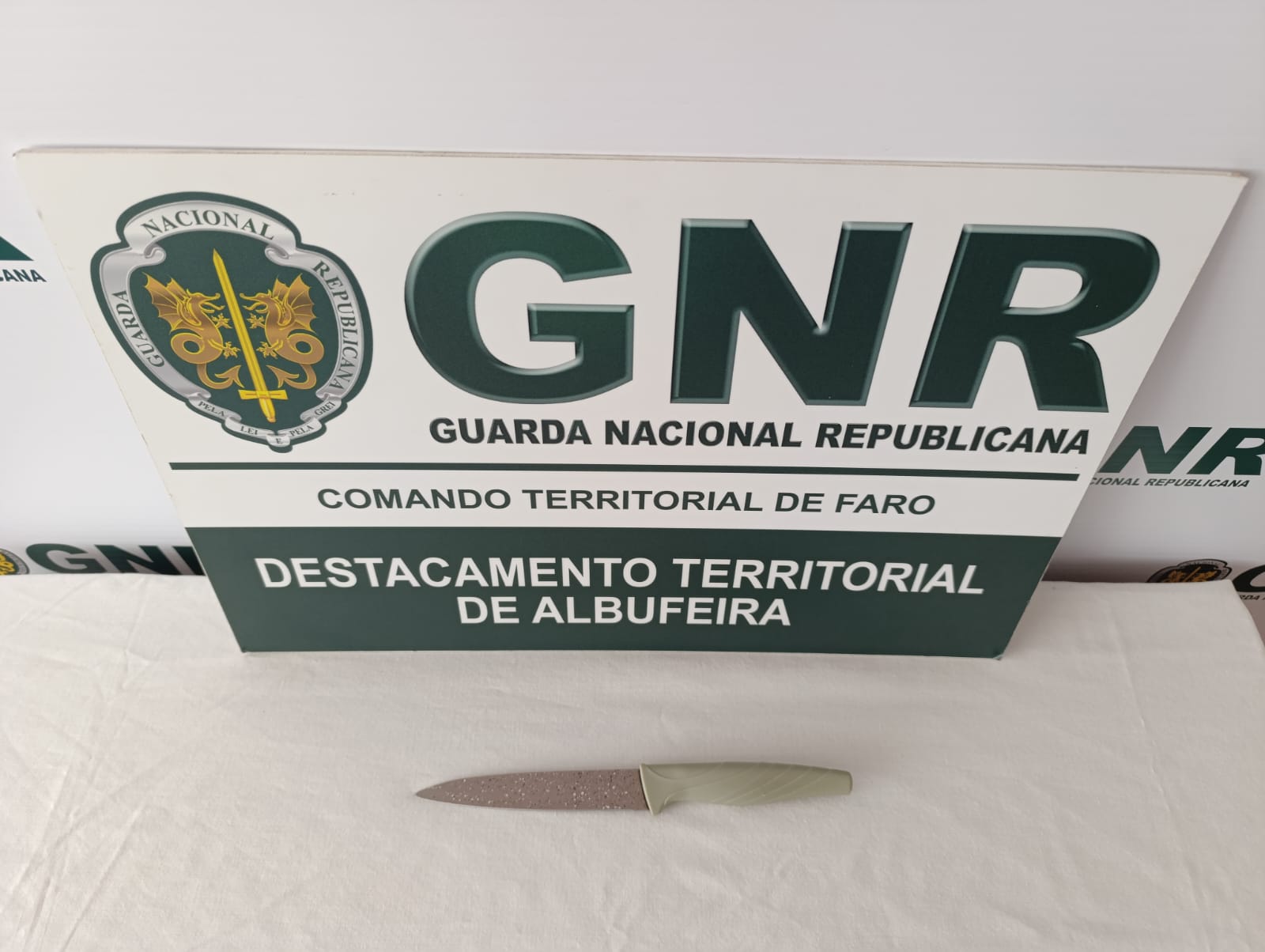 Albufeira – Detido por posse de arma proibida