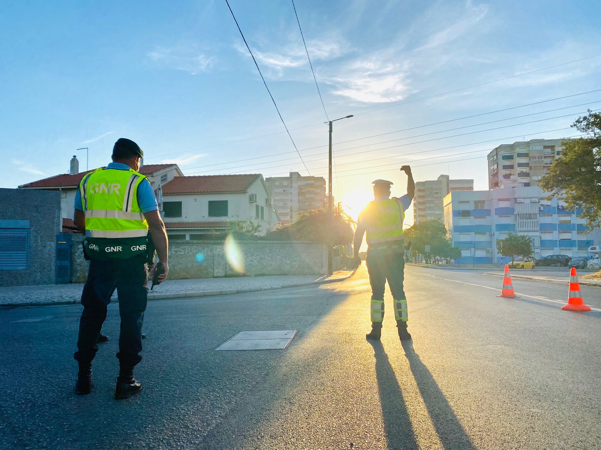 Foto de Setúbal – Apreensão de 22 veículos por alterações às características
