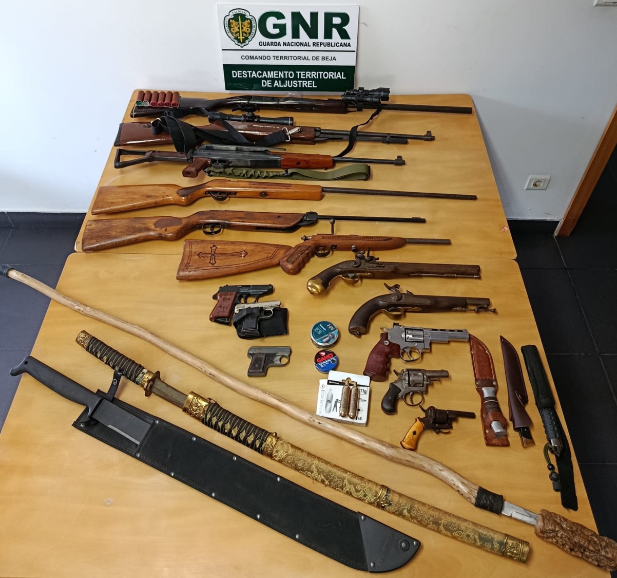 Ourique  – Arguido por violência doméstica e apreensão de armas de fogo e munições