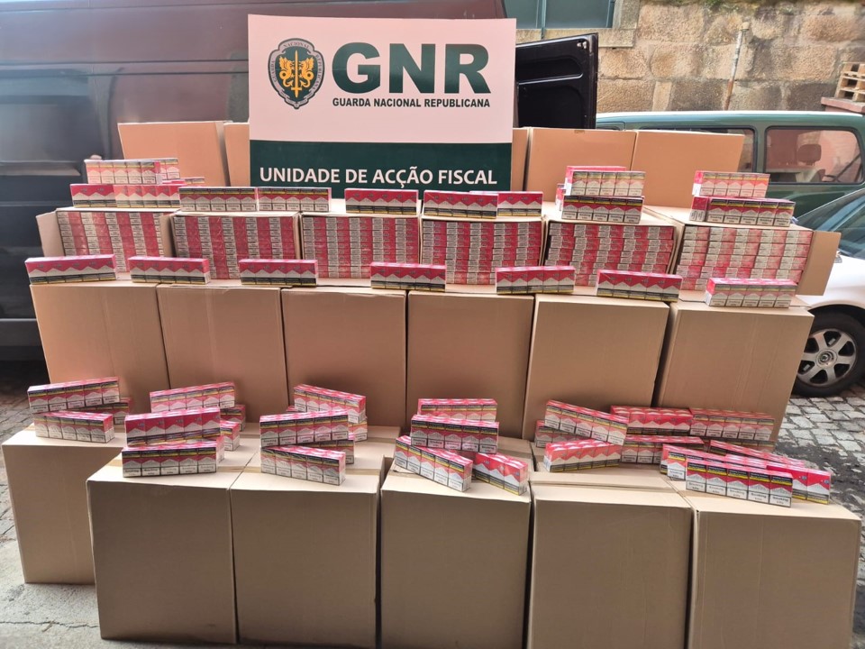 Matosinhos – Detido por introdução fraudulenta no consumo e apreensão de 1 250 000 cigarros
