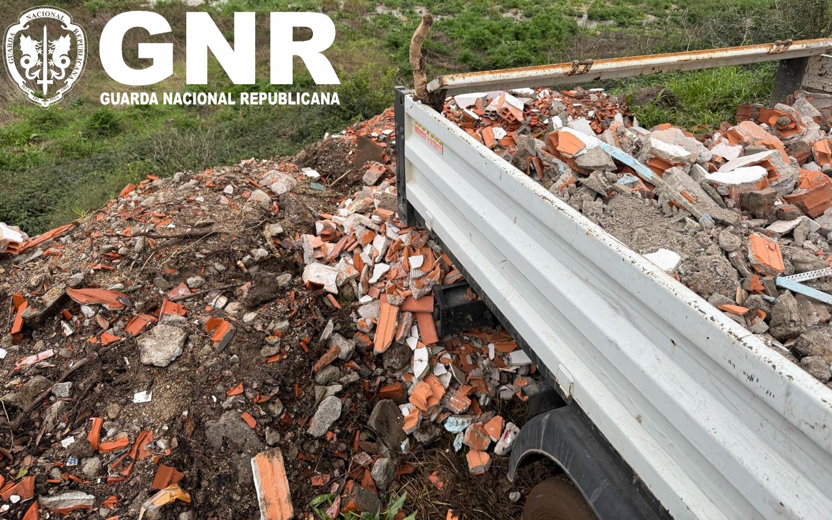 Matosinhos – Detetado operador ilegal de gestão de resíduos