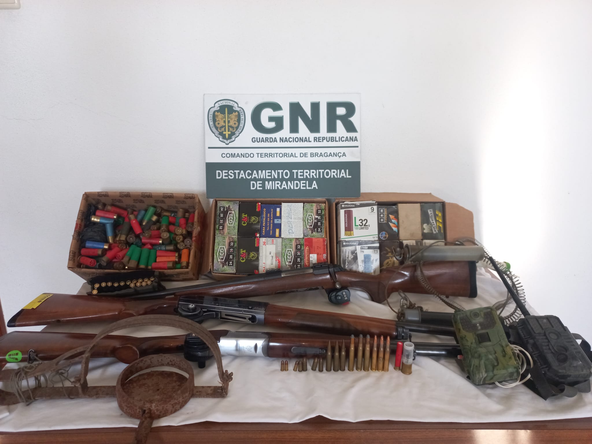 Vila Flor - Detido por posse de armas proibidas