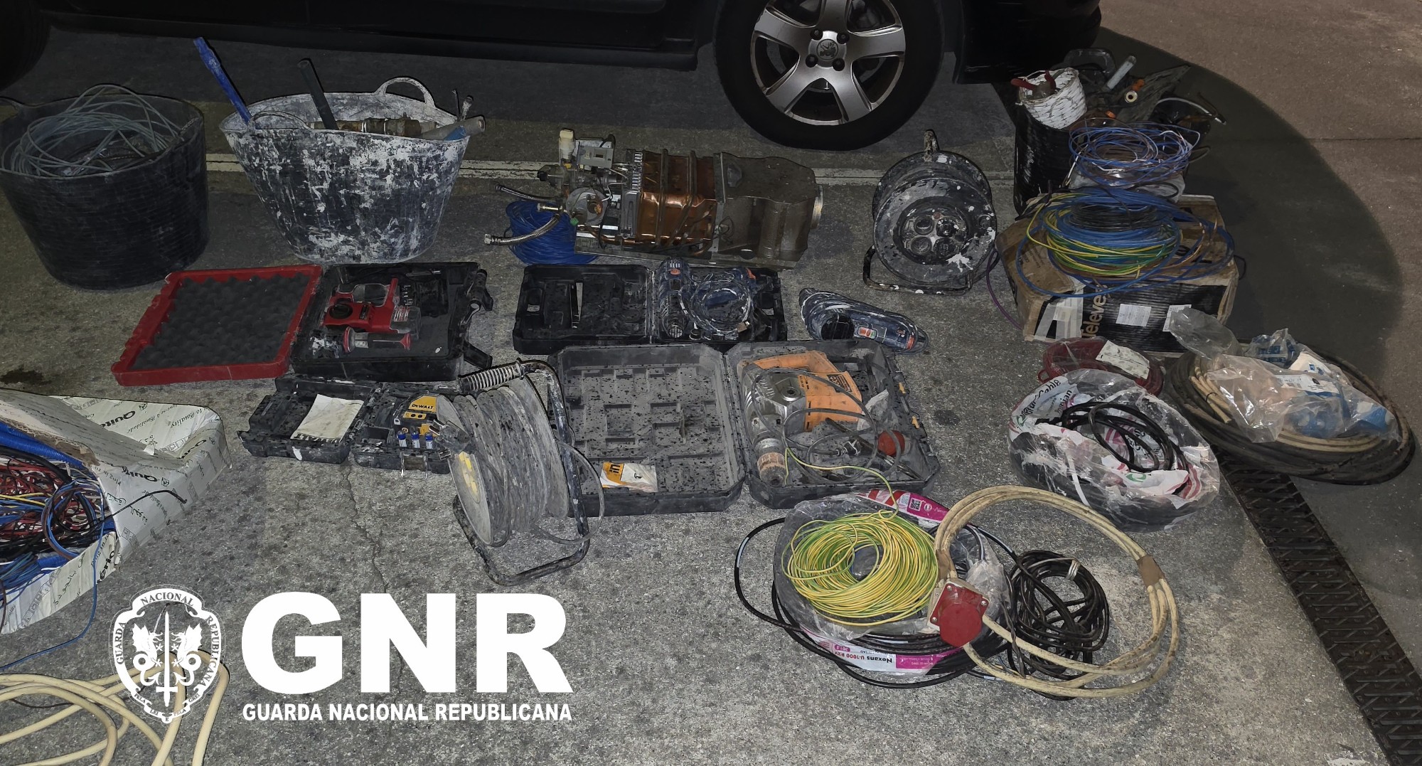 Foto de Santo Tirso – Quatro detidos por furto e roubo por esticão