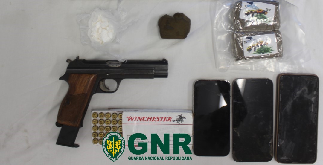 Odemira – Detido por tráfico de estupefacientes e posse de arma proibida

