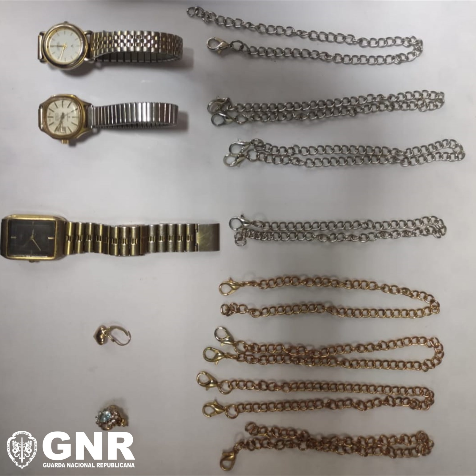 Mira de Aire – Prisão domiciliária por crimes de furto em residências