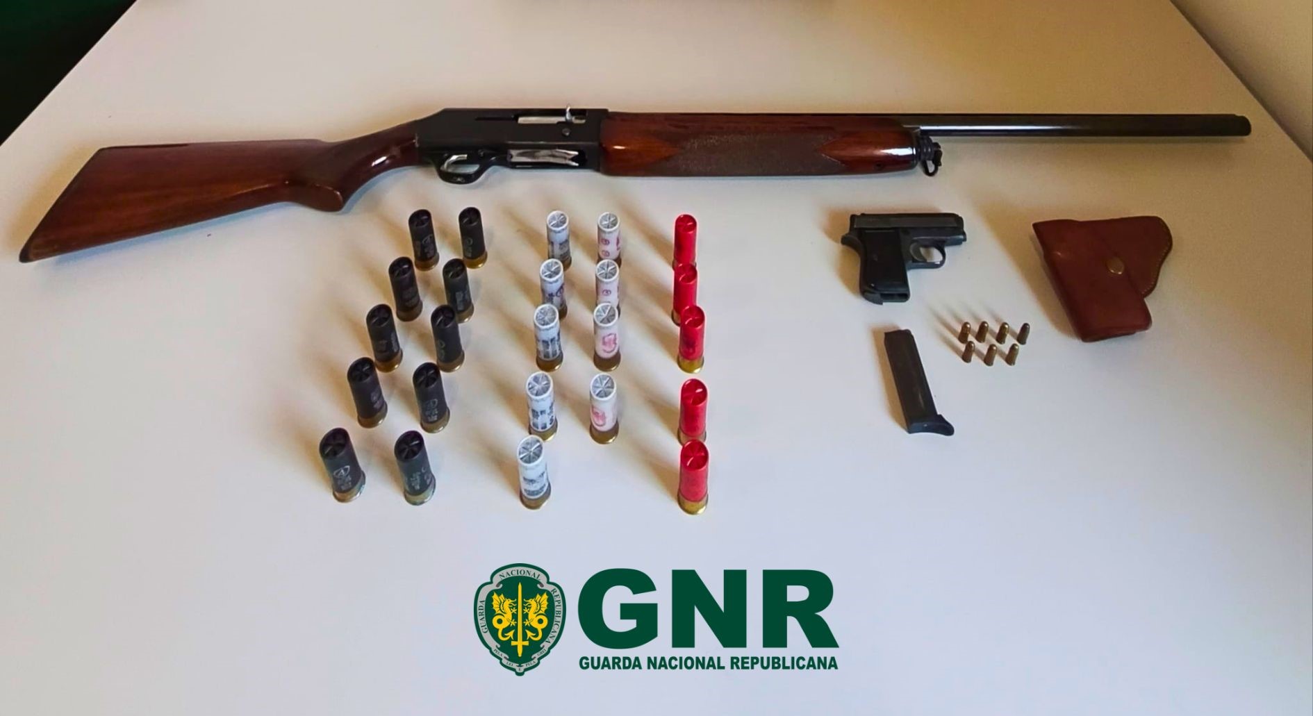 Santiago do Cacém – Detido e apreensão de armas