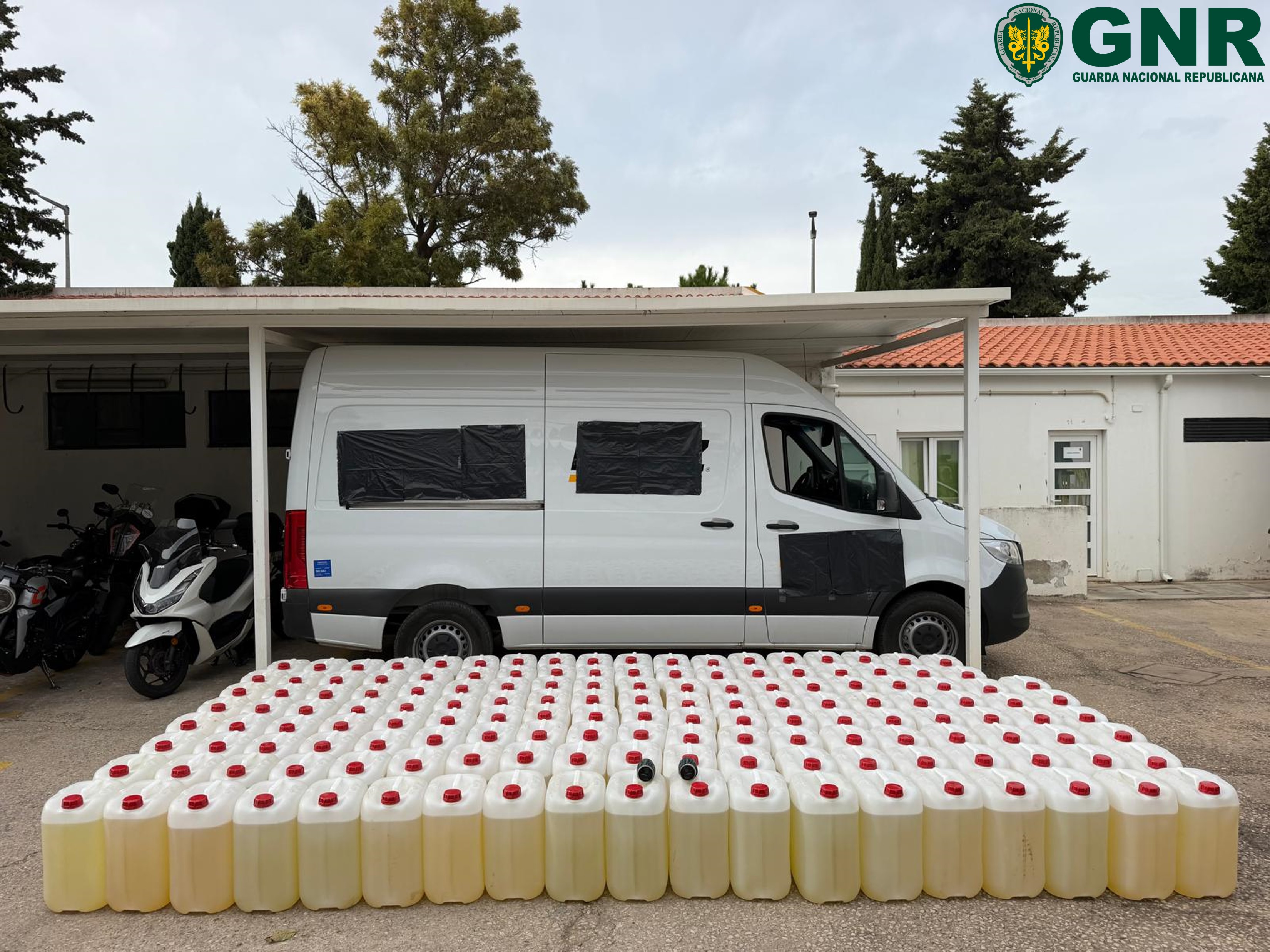 Loulé – Oito detidos por contrabando de circulação
