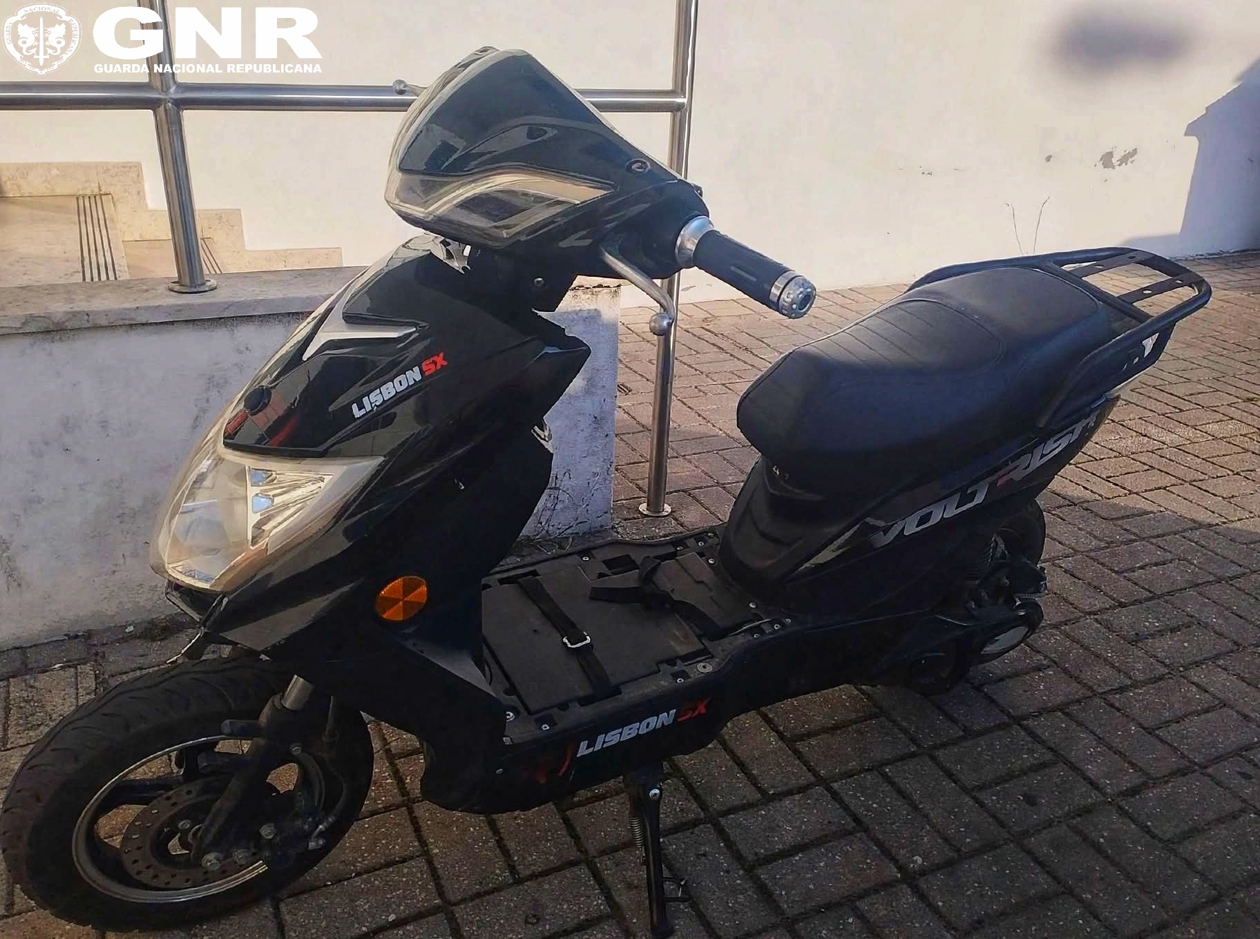Praia de Quiaios – Recuperação de ciclomotores e velocípede furtados