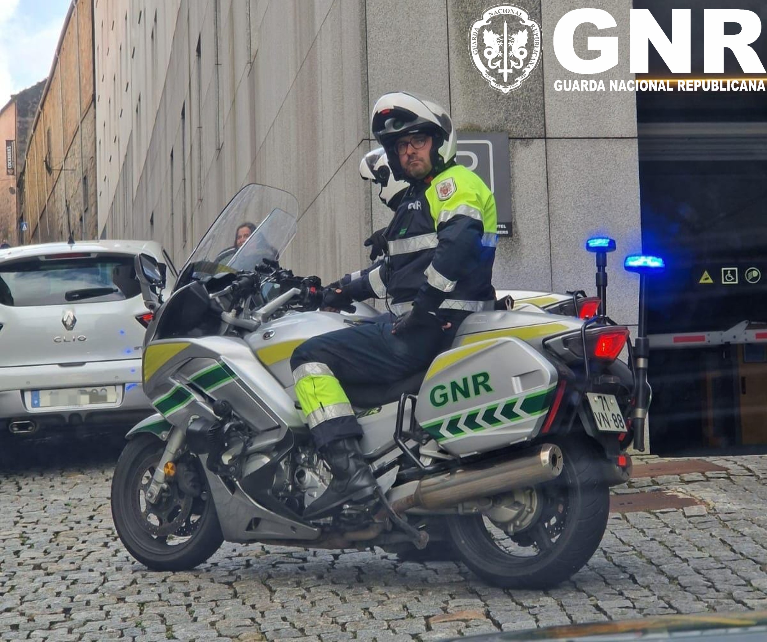 Sinistralidade rodoviária envolvendo motociclos e ciclomotores no distrito do Porto