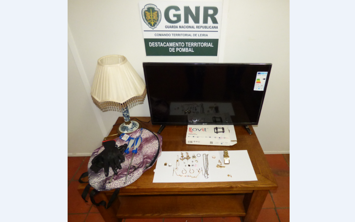 Foto de Almeirim  – Mulher identificada por crime de recetação